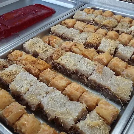 Meropi &