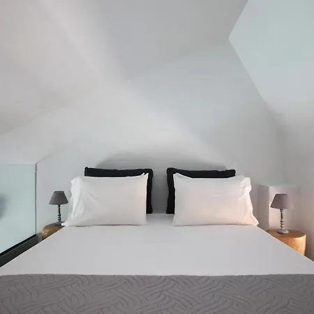 Meropi & Hotel 4*